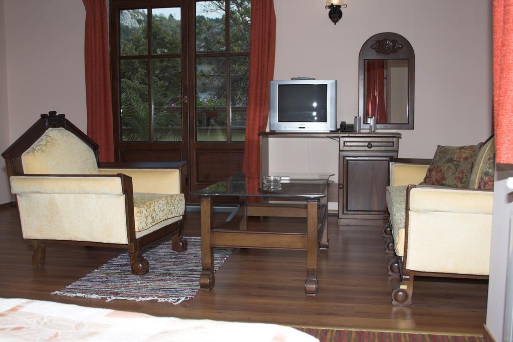 Hotel Old Times 아세노브그라드 객실 사진